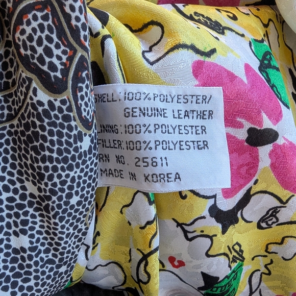 Avanti patchwork leather jacket features a unique design combining black genuine - Picture 8 of 9